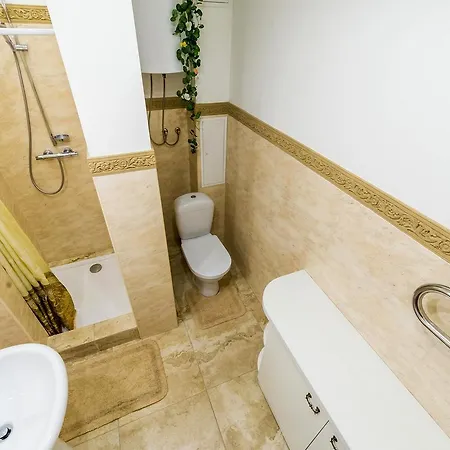 On Nezavisimosti 103 Apartament Mińsk