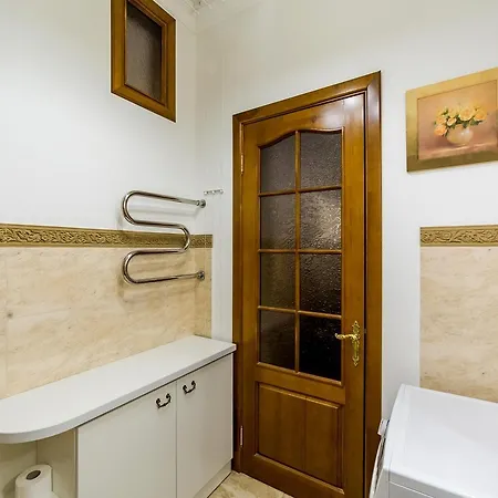 On Nezavisimosti 103 Apartament